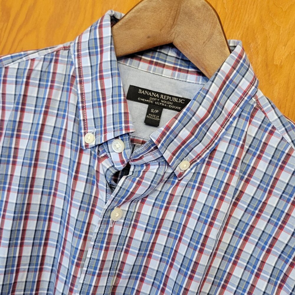 Banana Republic Men's Plaid Shirt Size S — Blue Red Multi Check — 100% Cotton